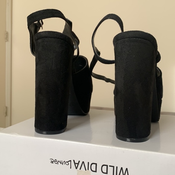 Brand new platform heels - Picture 9 of 15